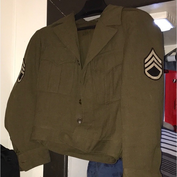 military jacket - Picture 2 of 4